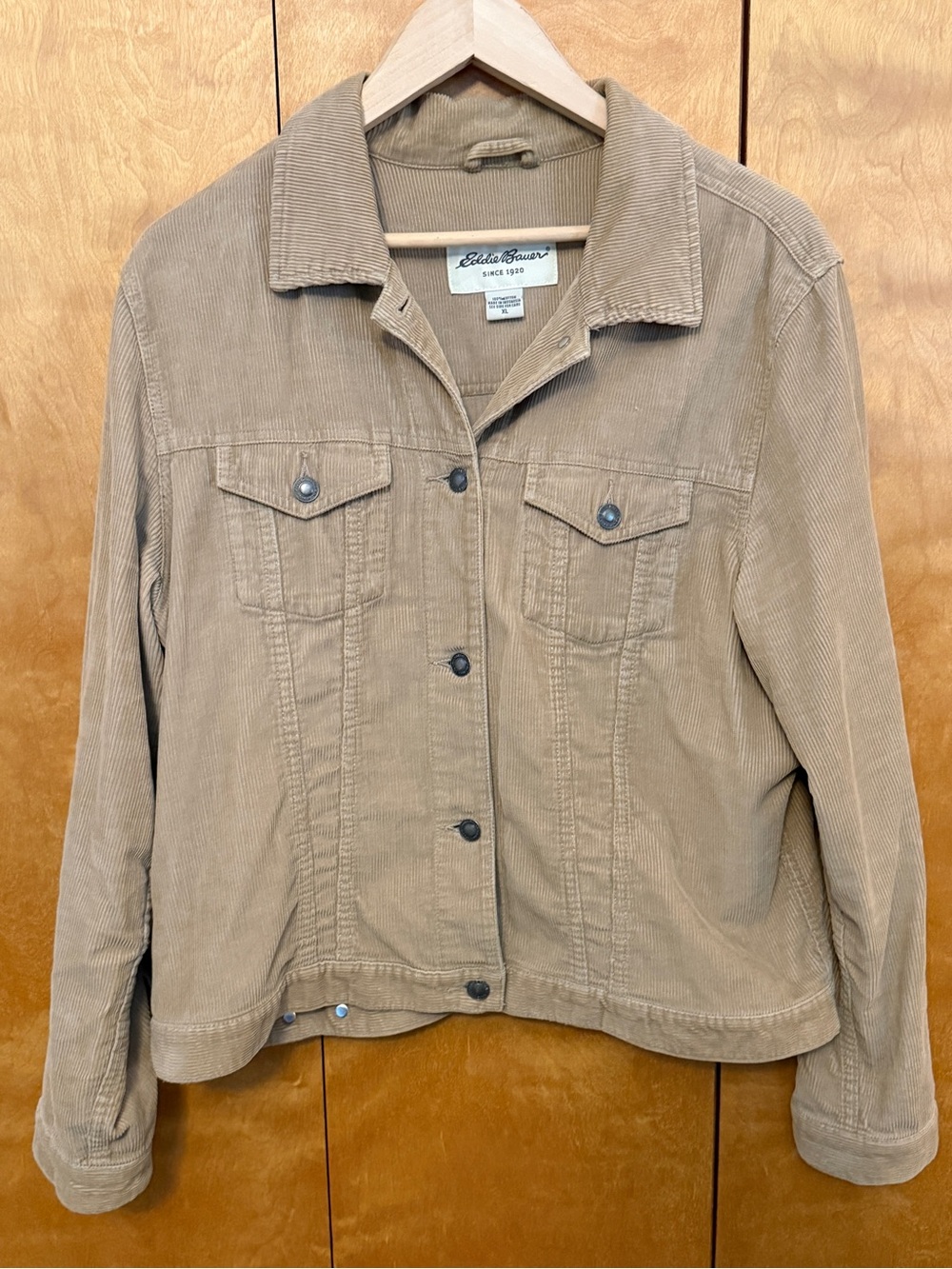 Eddie Bauer Women's Corduroy Trucker Jacket Tan Beige Cotton Size XL Vintage
